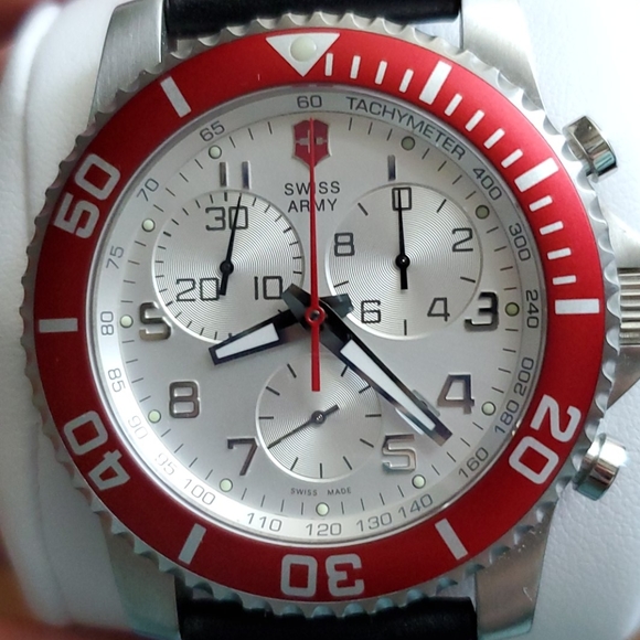 RARE Swiss Army Victorinox Maverick II Chronograph - Picture 5 of 8